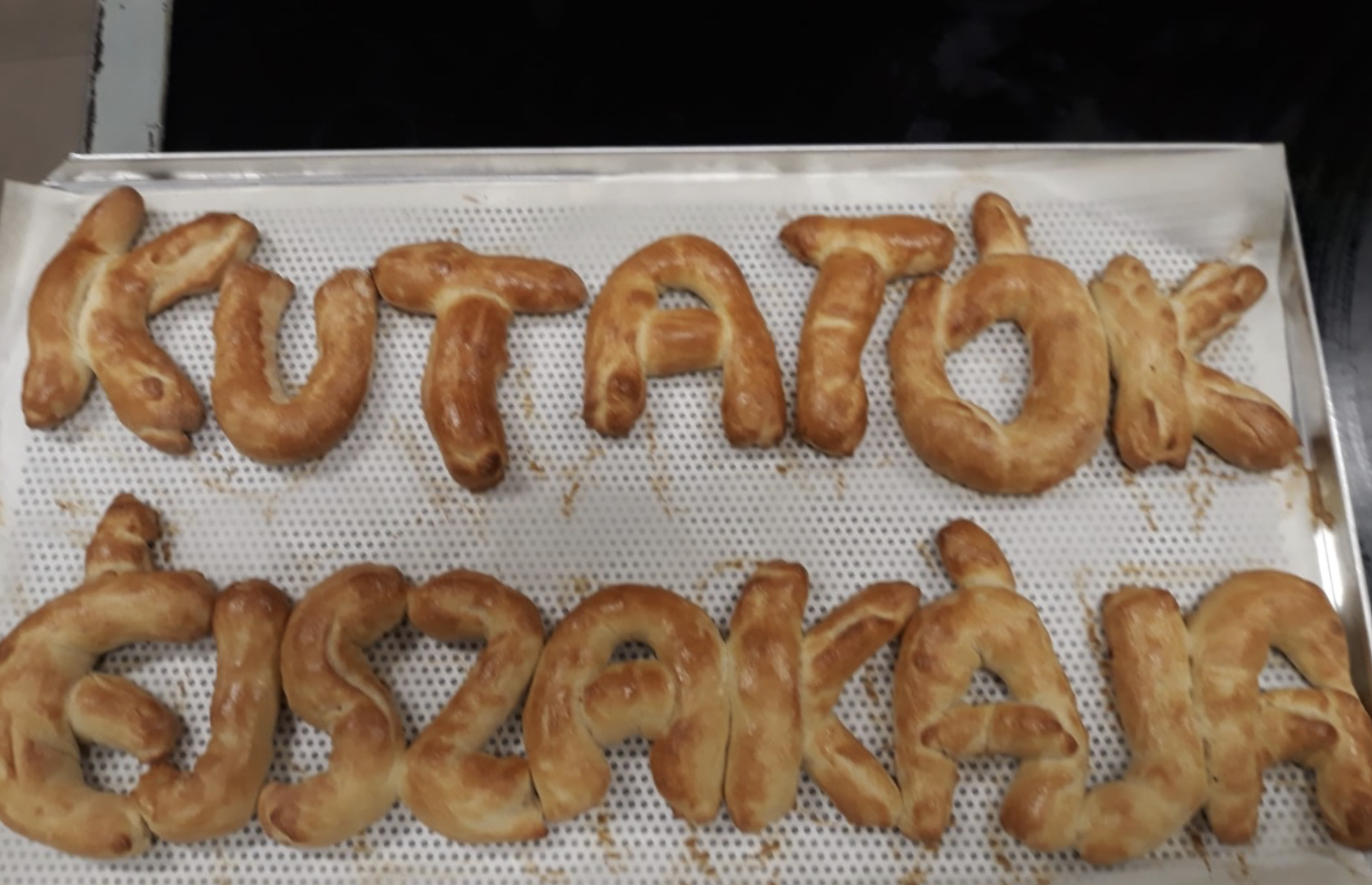 Süssünk, süssünk valamit!