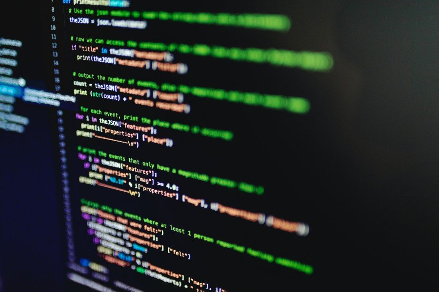 Játékok és fejtörők programozási nyelvekről 