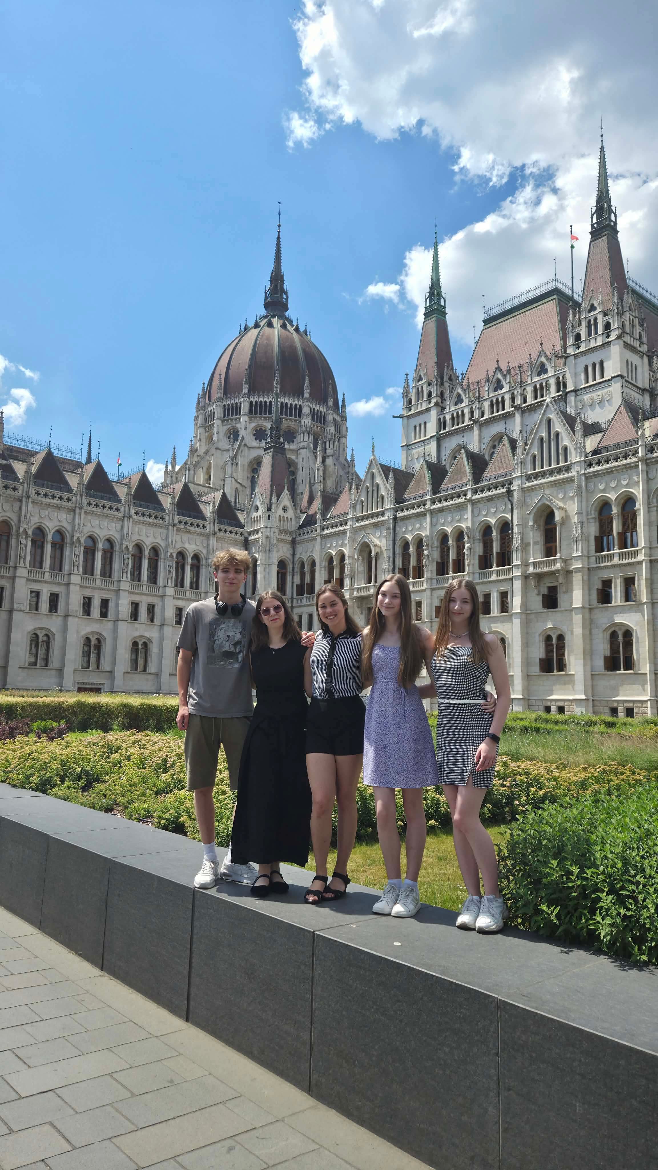 Bemutatkozik a FIRST Global Challenge Team Hungary - Robotika határok nélkül - Team Hungary a világ színpadán