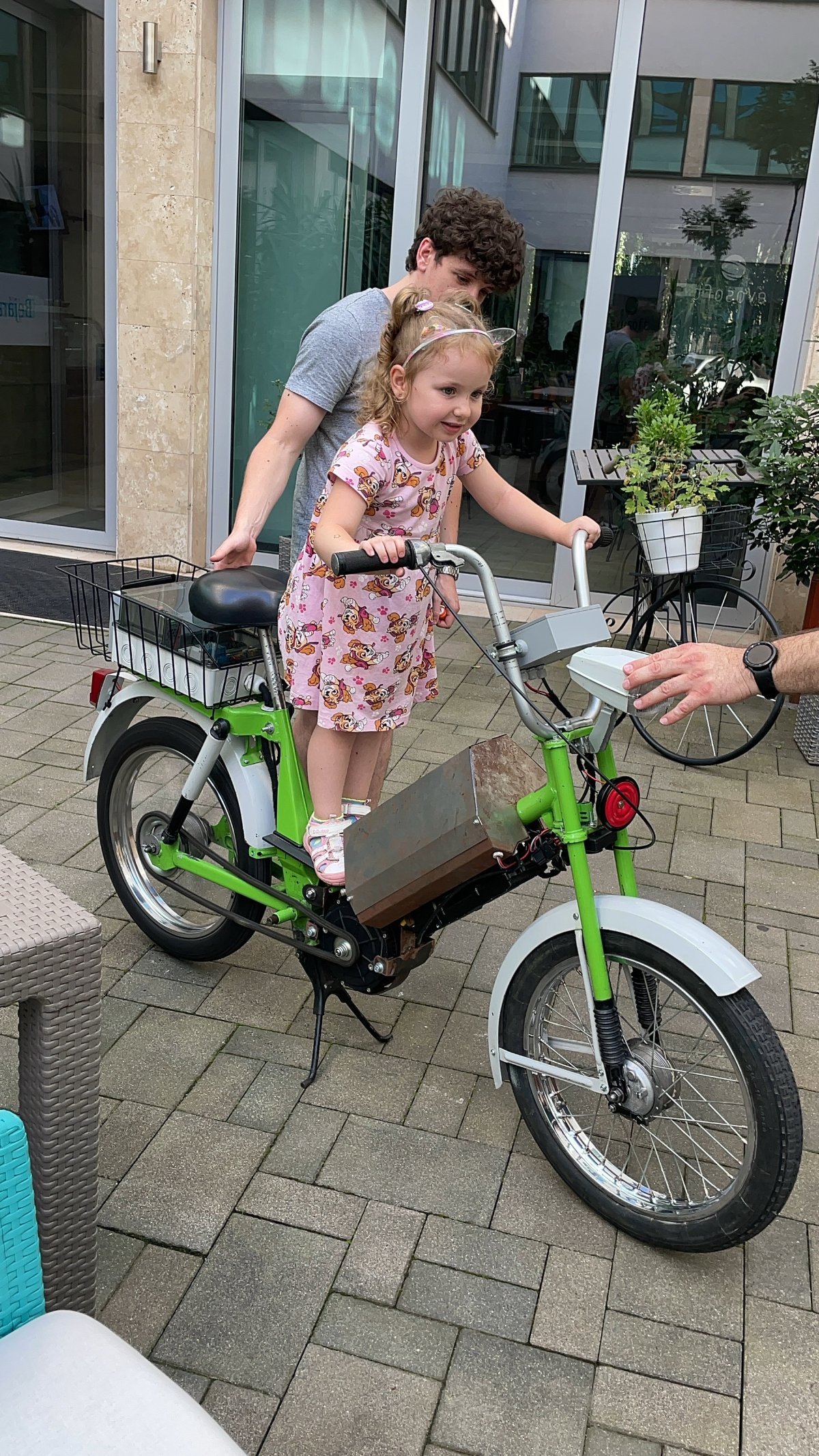 Elektromos Babetta Bemutató