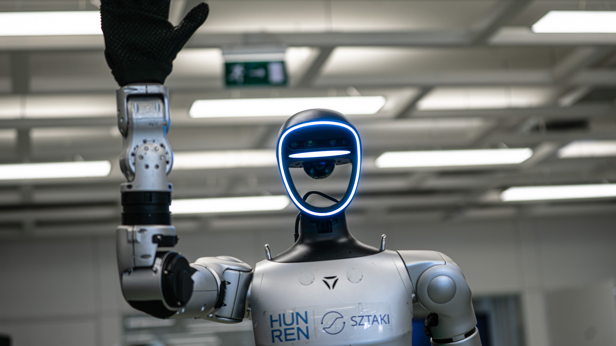 Találkozz a humanoid robottal!