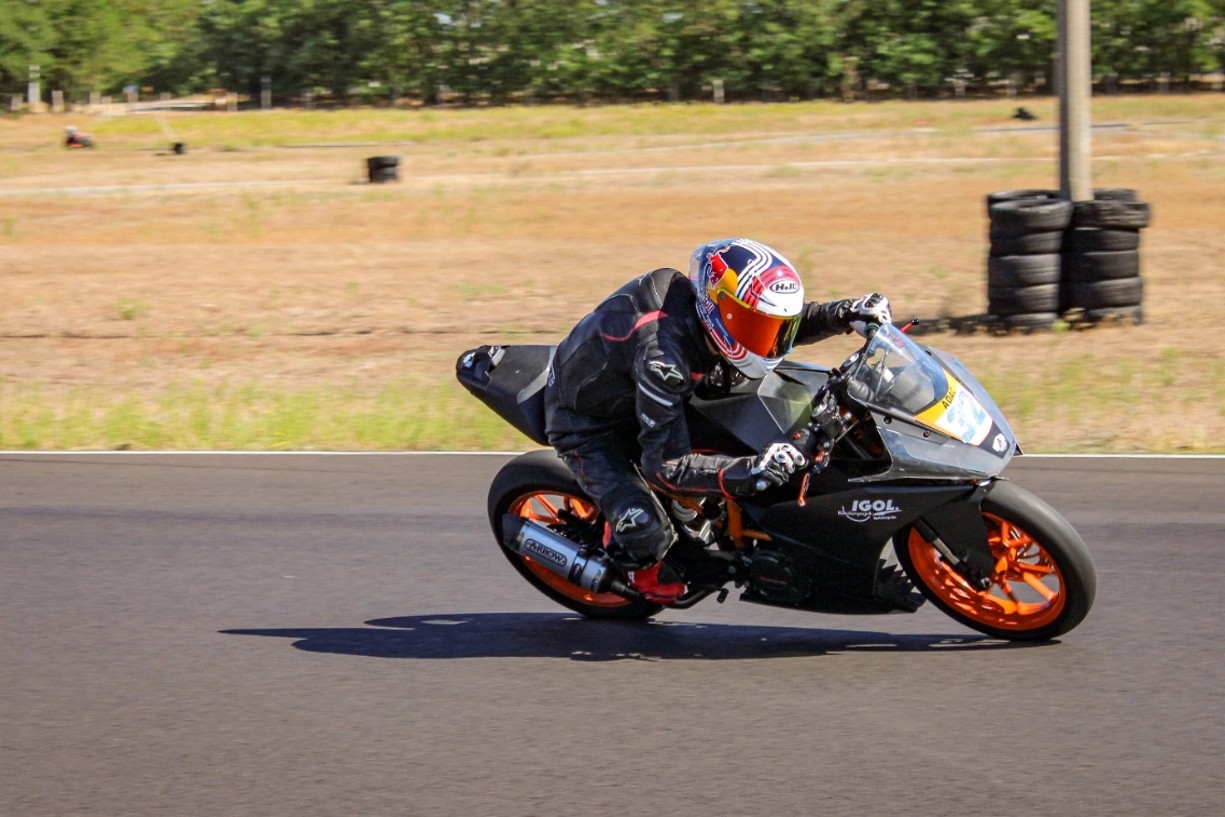 Innováció két keréken – A Kenji Racing Team fejlesztései testközelből