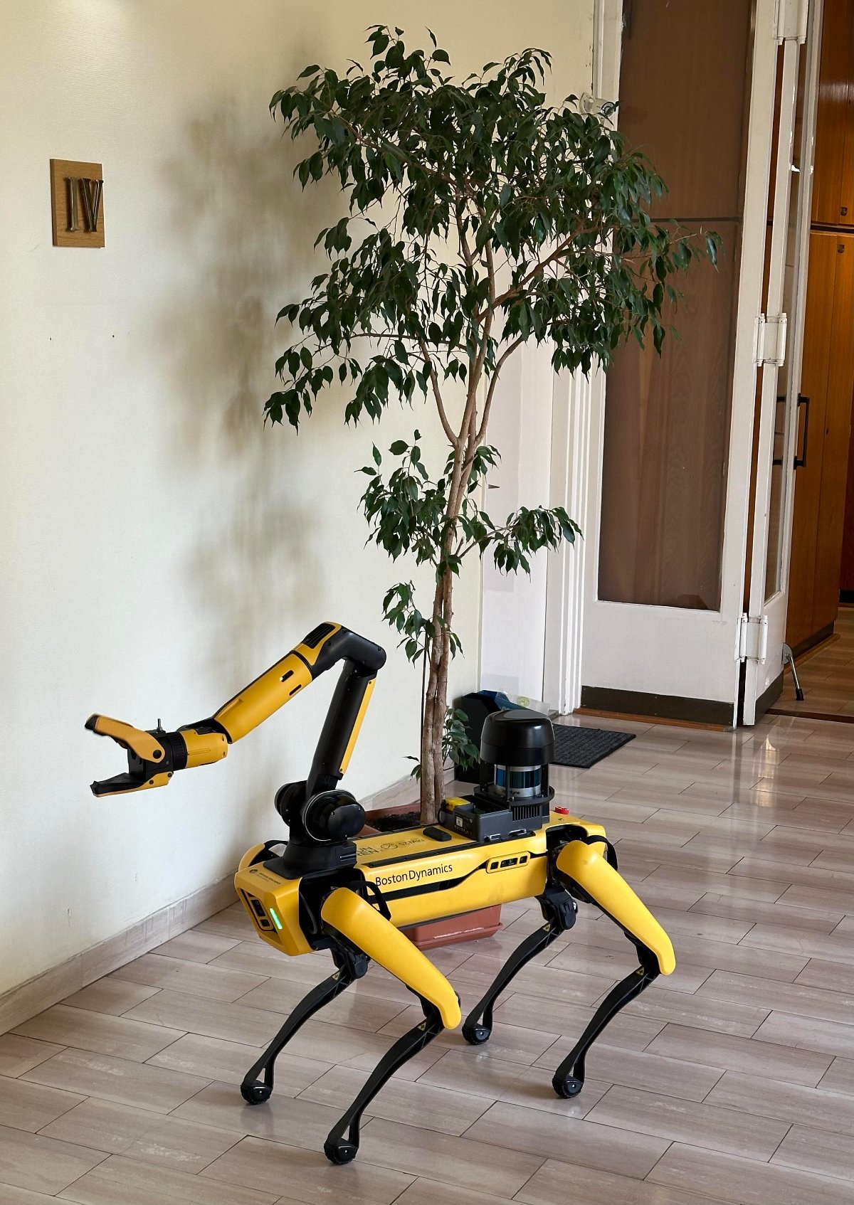 Próbáld ki a robotkutyát - HUN-REN SZTAKI MILAB Négylábú Robot