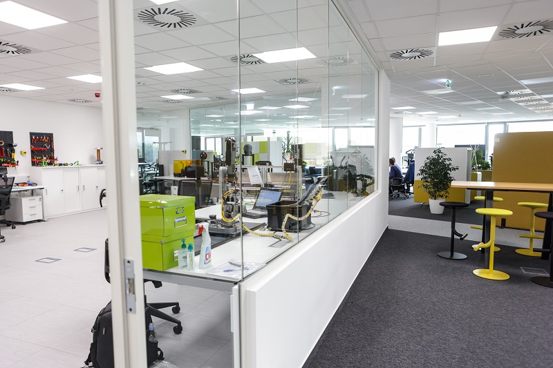 evosoft Innovációs Labor Túra – Lépj be a Jövő Műhelyébe!