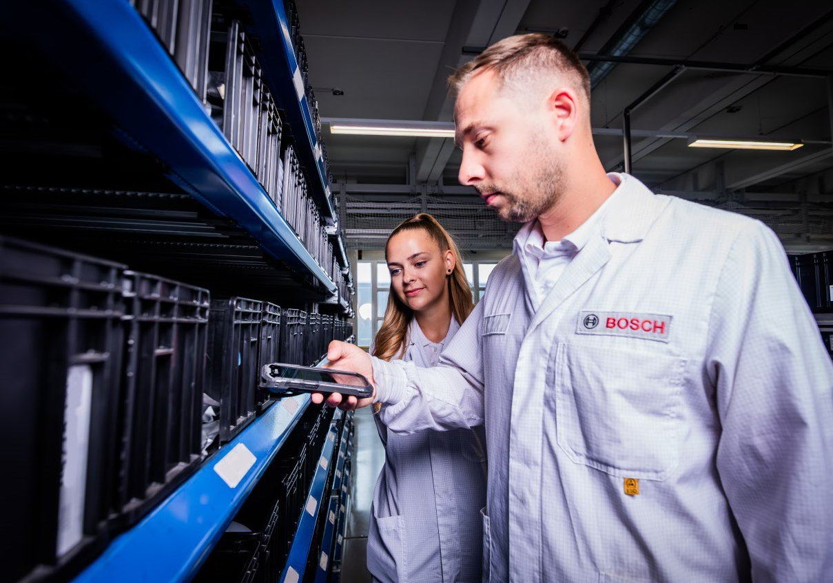 Digitalizált logisztikai megoldások a jövő gyárában